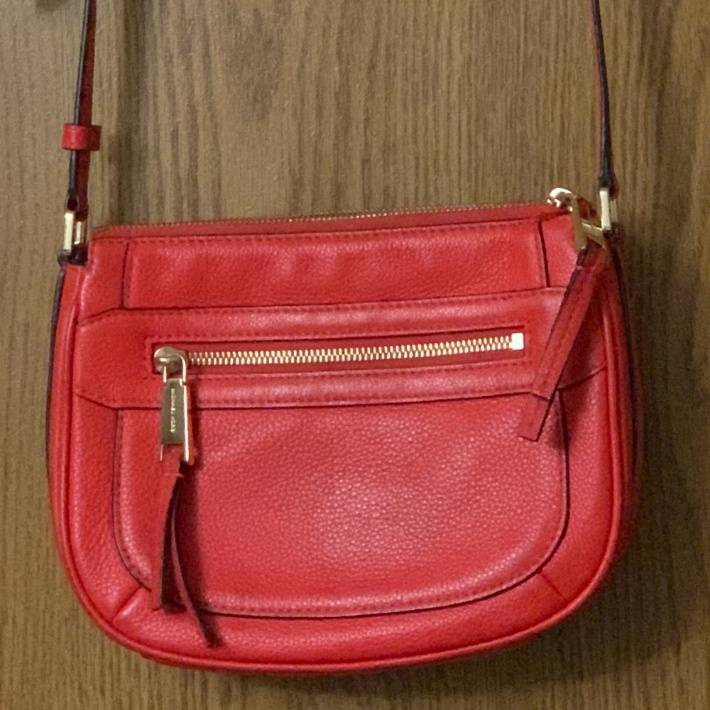 MICHAEL Michael Kors Julia Medium Messenger